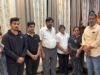 रामदास आठवले यांनी घेतली दिवंगत वैष्णवी कुटुंबीयांची भेट