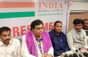 प्रदेशात असलेल्या भारतीय नागरिकांना परत आणण्यासाठी भारत सरकारने ठोस उपाय योजना आखावे, मीडिया लिंक संस्थेचे अध्यक्ष के रवी दादा यांची मागणी