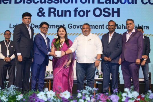 कामगार कायद्यातील सुधारणांमुळे कामगारांबरोबरच उद्योगांनाही फायदा– कामगार मंत्री आकाश फुंडकर