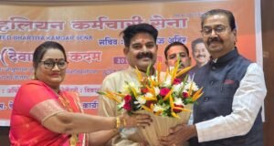 देवेंद्र कदम यांच्यामध्ये कामगारांसाठी काम करण्याची क्षमता मोठी आहे,माजी खासदार गजानन कीर्तिकर